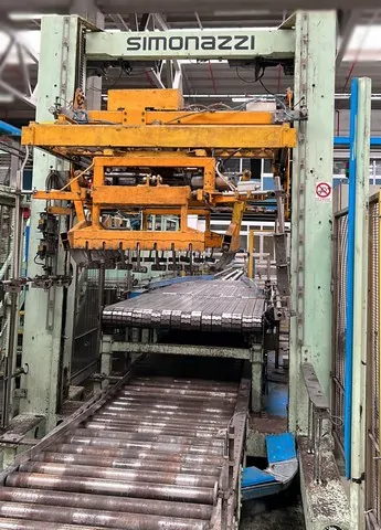 Used Depalletizer Simonazzi Sweep-off basso — used depalletizers for sale