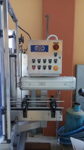 Enchedora BC filler BC Rpea 16 isobar Usada — linha de engarrafamento usada para Fillers