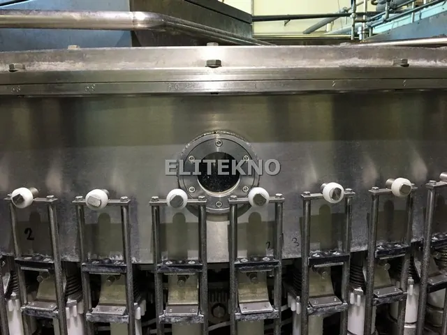 Used filler Bertolaso 60 valves 8.000 bph photo 7