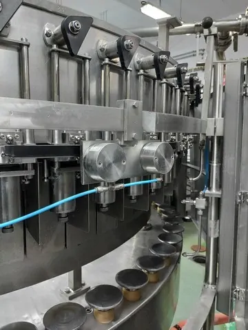 Used filler Cobert isobaric 6.000 bph photo 9