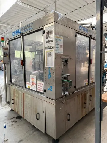 Enchedora Corfill Filler Corfill Sara Elp Usada — linha de engarrafamento usada para Fillers