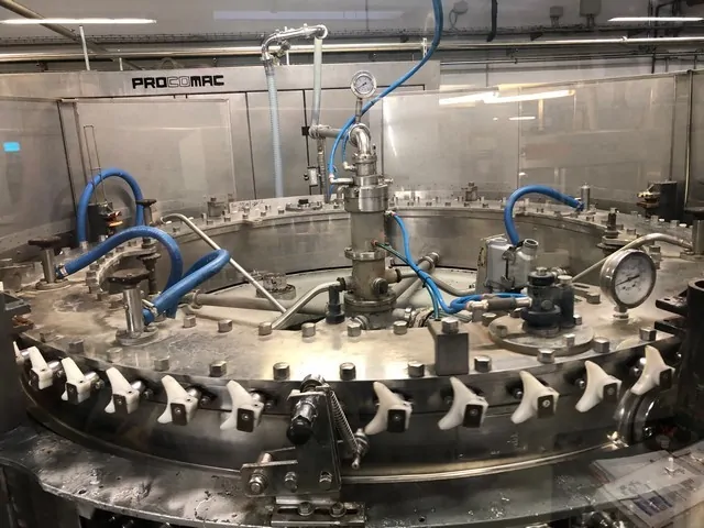used filler H&K 60.10 isobaric 16.000 bph photo 6