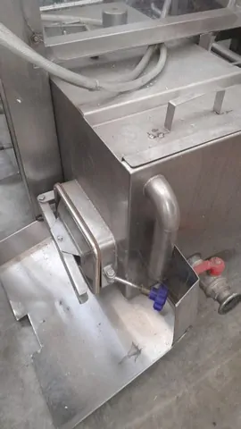 Enchedora Sifa filler Sifa for cask 40 Usada — linha de engarrafamento usada para Fillers