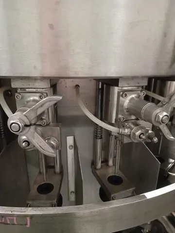 Used filler Vir Mauri isobaric 2.500 bph photo 4
