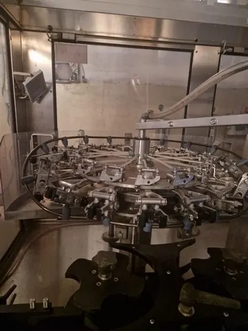 Used Filling Monoblock 16.20.1 Isobaric 2.000 bph photo 3
