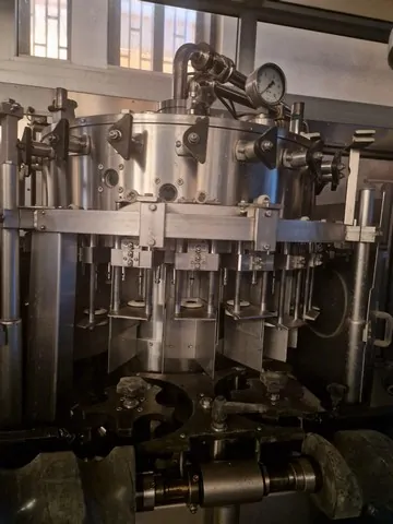 Used Filling Monoblock 16.20.1 Isobaric 2.000 bph photo 8