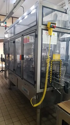 Monobloco Alfatek filling monoblock Alfate Usada — linha de engarrafamento usada para Filling Monoblocks