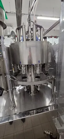 Monobloco Alfatek Filling Monoblock Alfate Usada — linha de engarrafamento usada para Filling Monoblocks