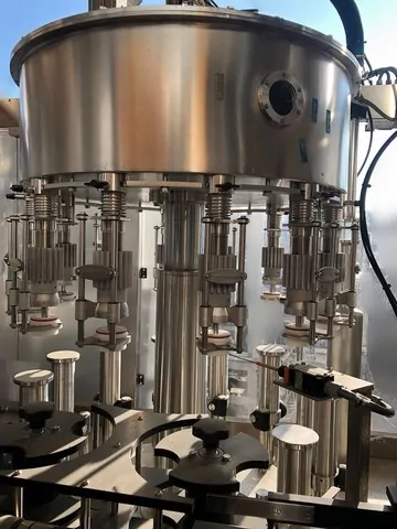 Used filling monoblock Bertolaso 12.12.1 — used filling monoblocks