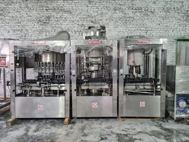 Used filling monoblock Bertolaso 30.4.4 photo 5