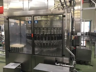 Monobloco Bertolaso filling monoblock Bertol Usada — linha de engarrafamento usada para Filling Monoblocks