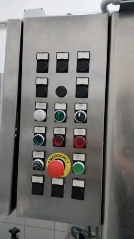 Monobloco Borelli Filling Monoblock Borell Usada — linha de engarrafamento usada para Filling Monoblocks