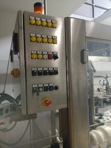 Used filling monoblock Clifom 12.3.12.1 photo 4