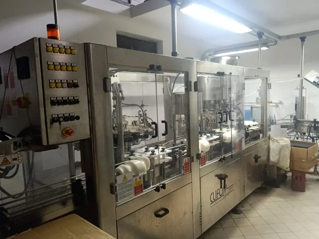 Used filling monoblock Clifom 12.3.12.1 photo 5