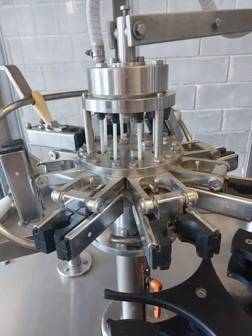 Used filling monoblock Enoberg 8.10.1 photo 9