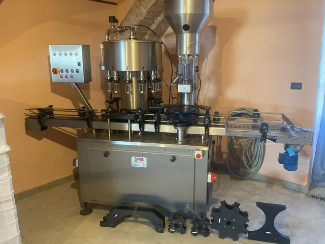 Monobloco Fimer filling monoblock Fimer Usada — linha de engarrafamento usada para Filling Monoblocks