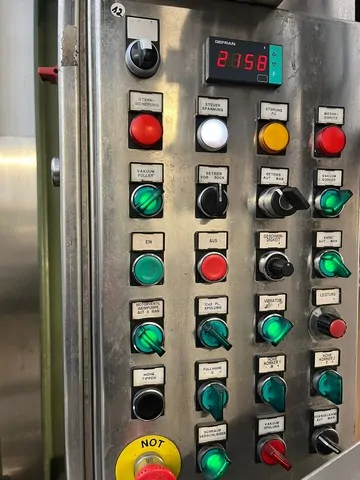 Used Filling Monoblock GAI 2.500 bph photo 3