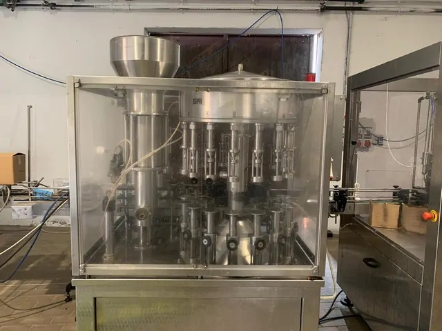 Used filling monoblock GAI 3010 photo 2