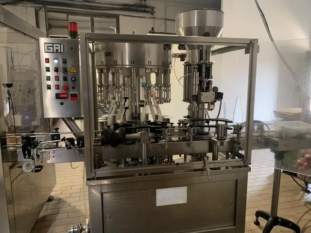 Used filling monoblock GAI 3010 photo 3