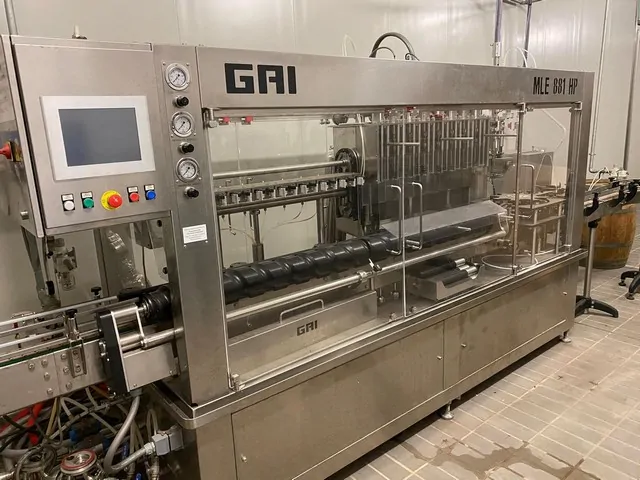 Used Filling Monoblock Gai mle 881 hp — used filling monoblocks