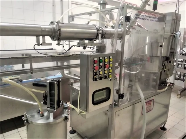 Used filling monoblock Gualpack doypak — used filling monoblocks