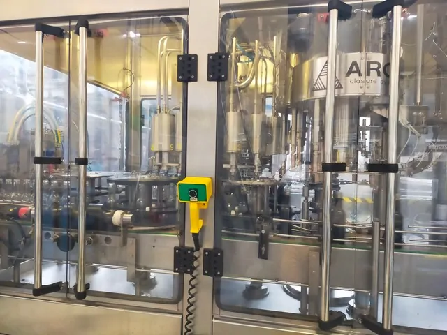 Used filling monoblock M.B. IMPIANTI photo 3