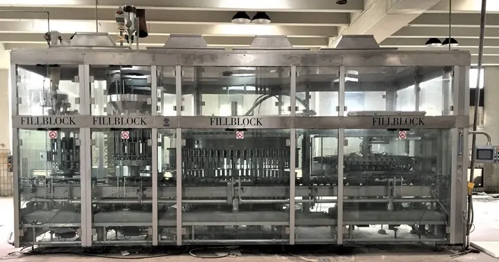 Monobloco MBF filling monoblock MBF 50 Usada — linha de engarrafamento usada para Filling Monoblocks
