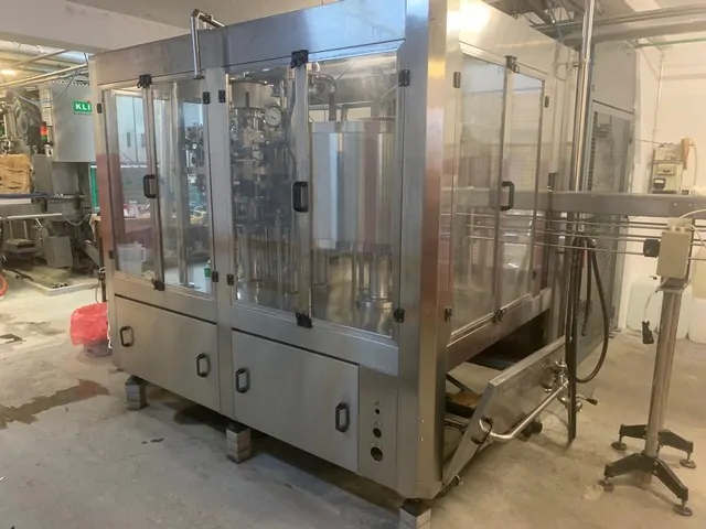 Used filling monoblock PET 16.12.6 isobaric photo 2