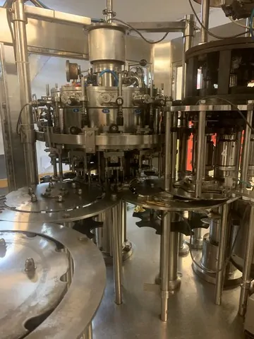 Used filling monoblock PET 16.12.6 isobaric photo 6