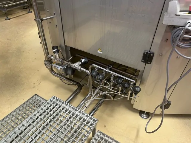 Monobloco Procomac Filling Monoblock PET Pr Usada — linha de engarrafamento usada para Filling Monoblocks