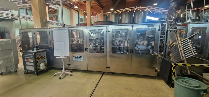 Rotuladora Polaris Filling Monoblock Polari Usada — linha de engarrafamento usada para Labellers