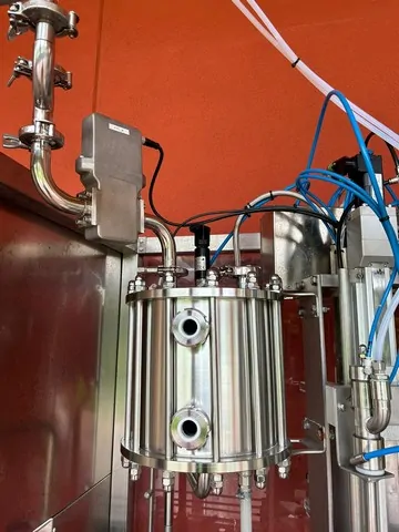 Monobloco Ricamo filling monoblock Ricamo Usada — linha de engarrafamento usada para Filling Monoblocks