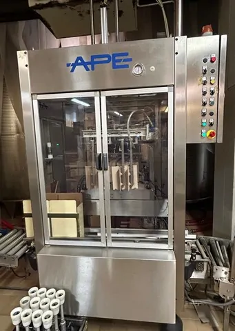 Inseridor de Colmeias APE Hives Inserter Ape Inser Usada — linha de engarrafamento usada para Hive Inserters