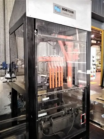 Inseridor de Colmeias Bortolin Kemo Hives Inserter Bortolin- Usada — linha de engarrafamento usada para Hive Inserters