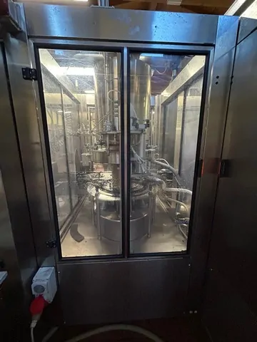 Used Isobaric Filling Monoblock Bertolaso 20.24.4.1 photo 9