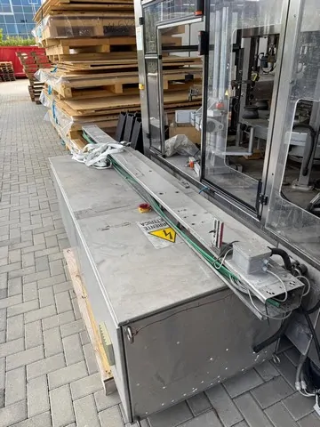 Rotuladora Kosme Kosme Labeller 8T CE CO Usada — linha de engarrafamento usada para Labellers