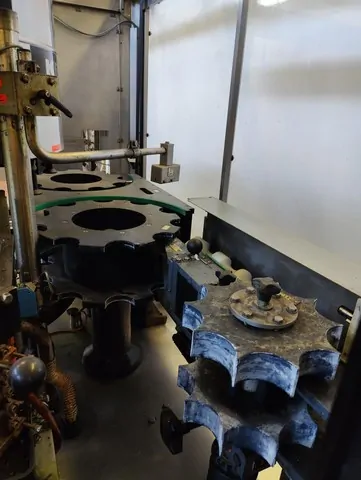 Rotuladora Krones Krones labeller Roll-Fed Usada — linha de engarrafamento usada para Labellers