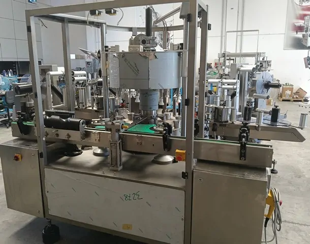 Rotuladora Axtra labeller Axtra 720-H9-SA Usada — linha de engarrafamento usada para Labellers