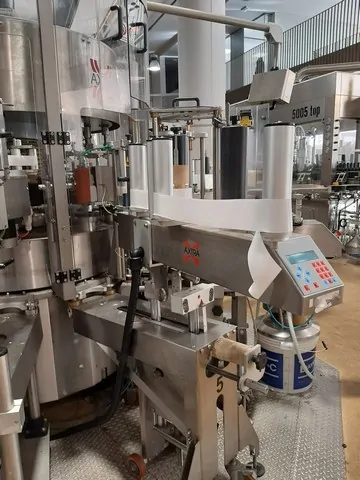 Used labeller Axtra optical 8.000 bph — used labellers for sale