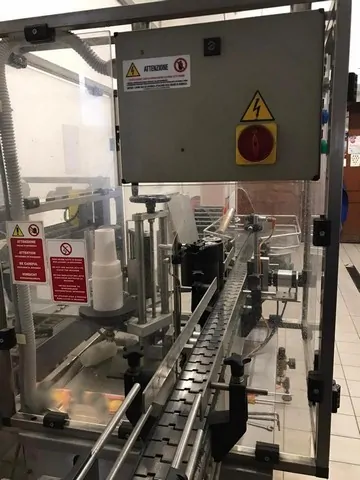 Rotuladora BMC labeller Bmc 1000 A1 Usada — linha de engarrafamento usada para Labellers