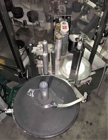 Used labeller Cavagnino&Gatti 16t.4s.4e adhesive photo 4
