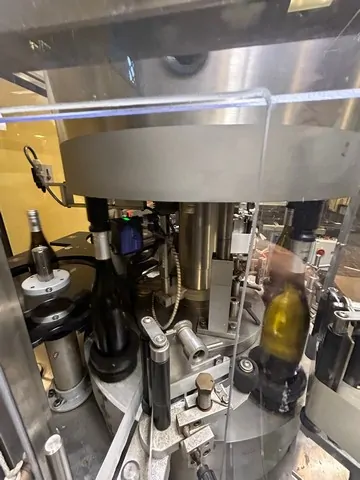 Rotuladora Cavagnino & Gatti Labeller Cavagnino&Gatti Usada — linha de engarrafamento usada para Labellers