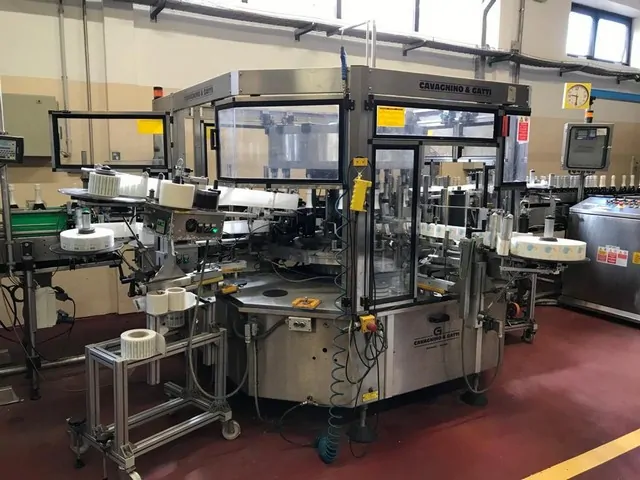 Used labeller Cavagnino&Gatti 7.000 bph photo 2