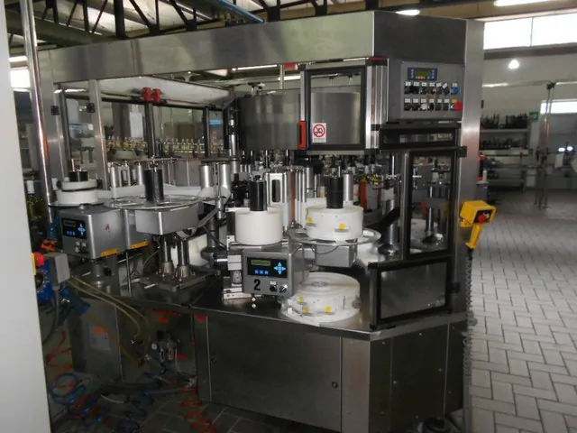 Used labeller Kosme adhesive 20.000 bph — used labellers for sale