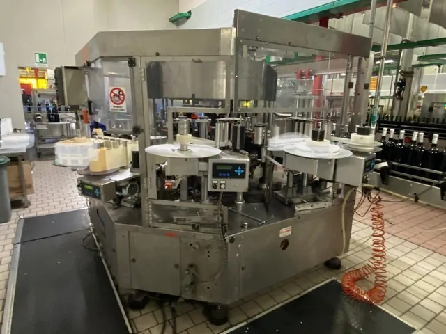 Used labeller Kosme adhesive photo 3