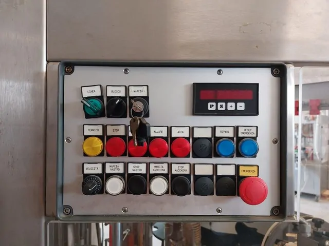 Used labeller Kosme extra adh 504 4t s2 e2 — used labellers for sale