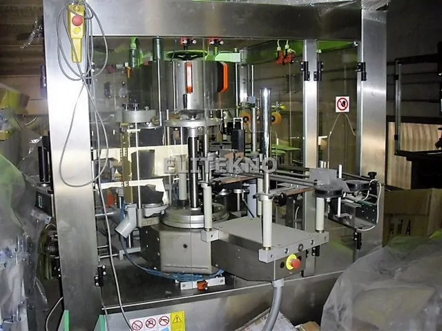 Used labeller Newtec adhesive 2.500 bph photo 5