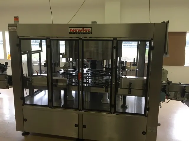 Rotuladora Newtec labeller Newtec adhesive Usada — linha de engarrafamento usada para Labellers