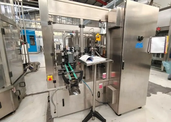 Rotuladora P.E. labeller P.E. Rollmatic Usada — linha de engarrafamento usada para Labellers