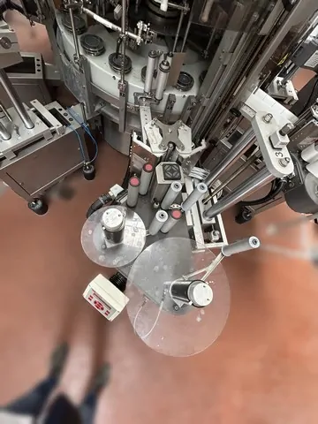 Used labeller Sacmi labelling opera 12.000 bph photo 4